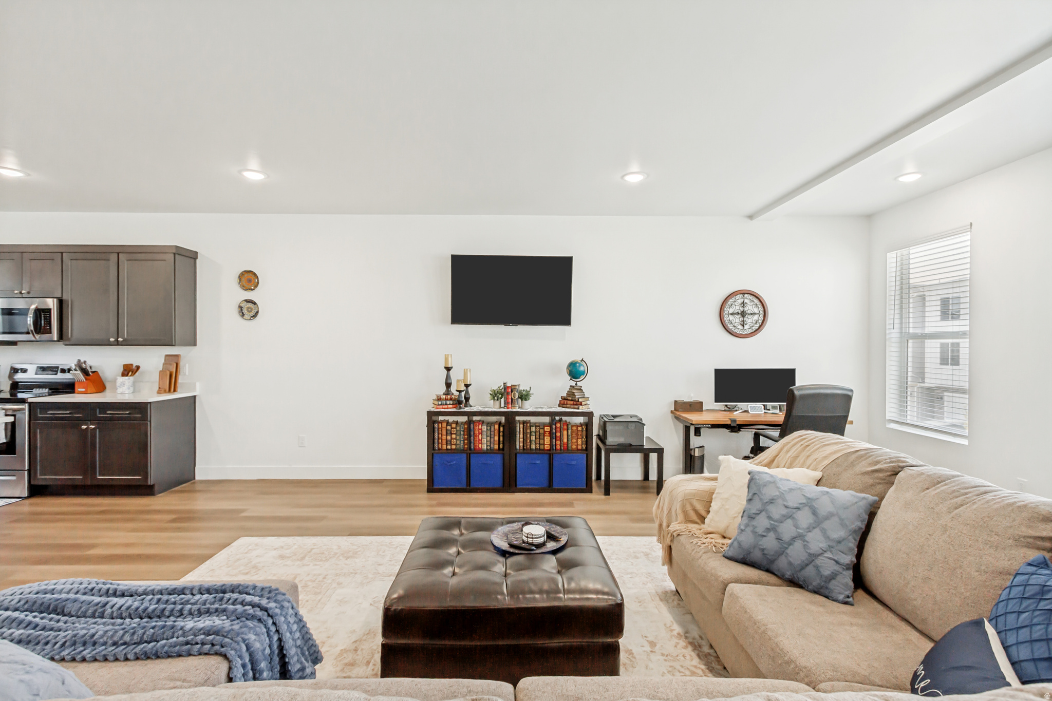 BRYLEE TOWNS - Residential