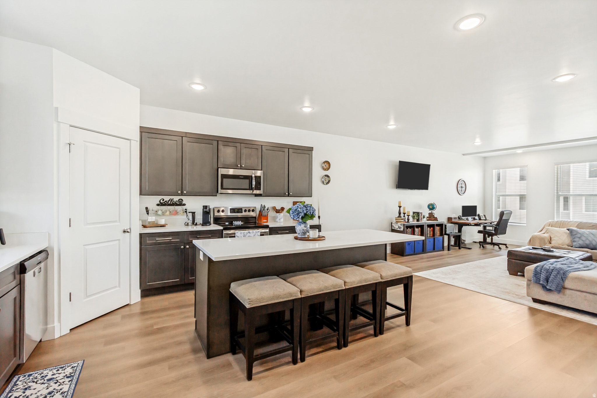 BRYLEE TOWNS - Residential