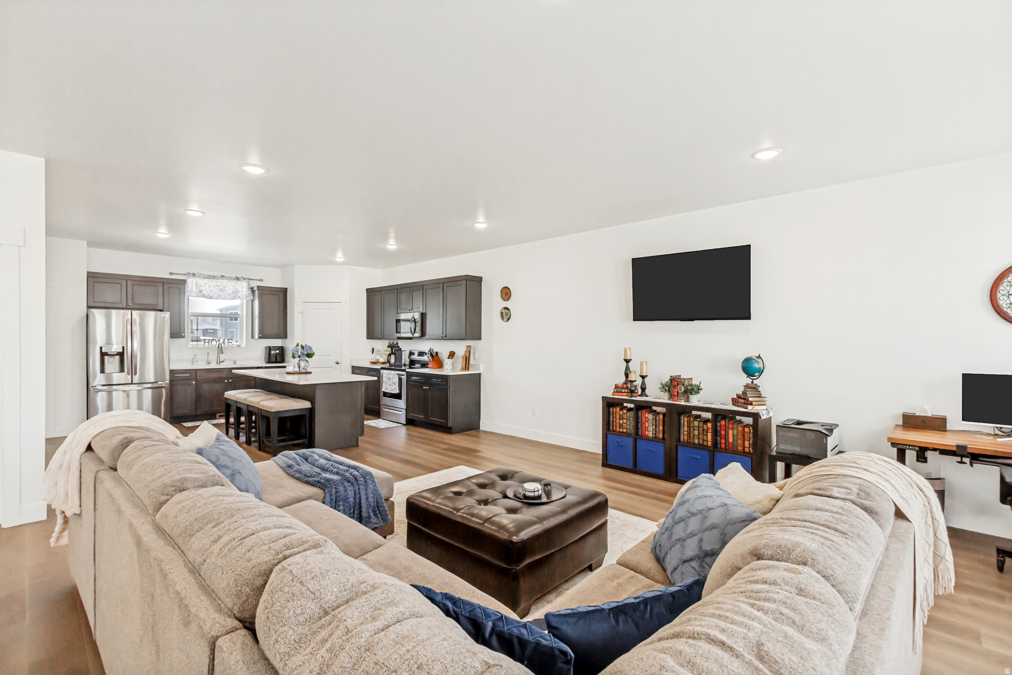 BRYLEE TOWNS - Residential