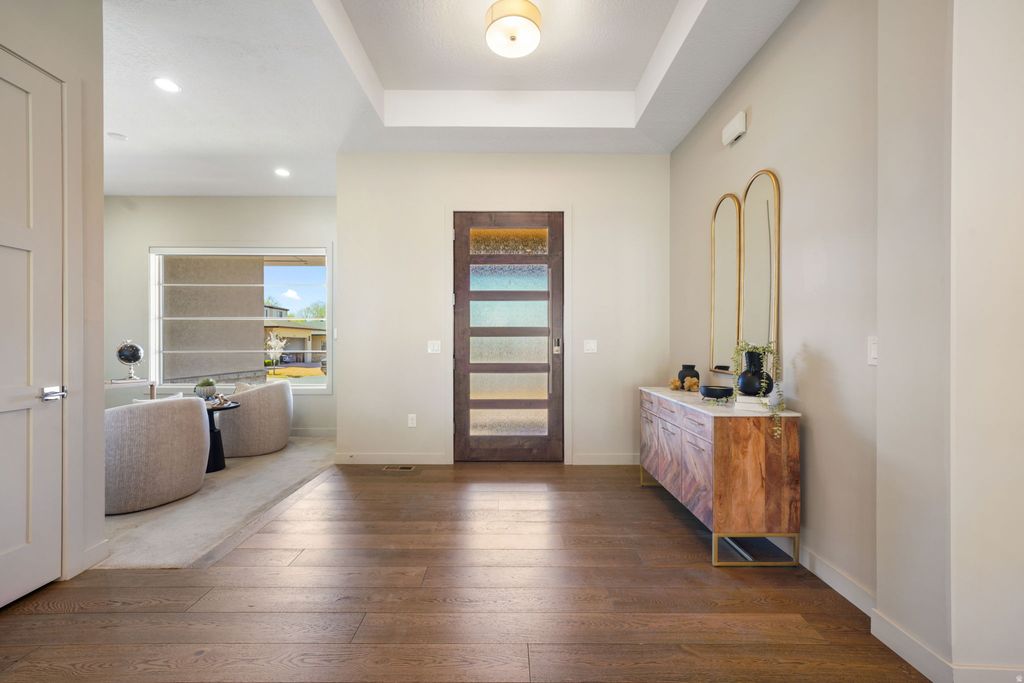 Photo of 1287 E CORNER VIEW CT, Draper, UT 84020 (MLS # 2145679)