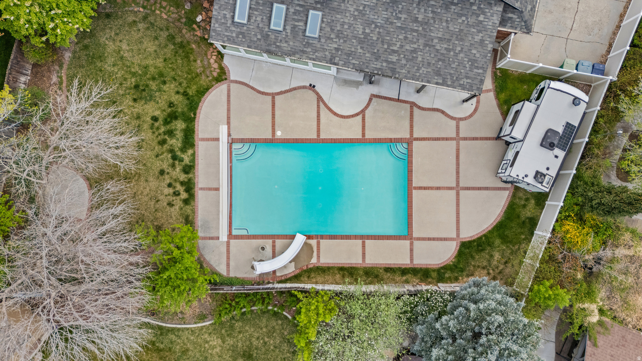 BRANDON PARK - Residential