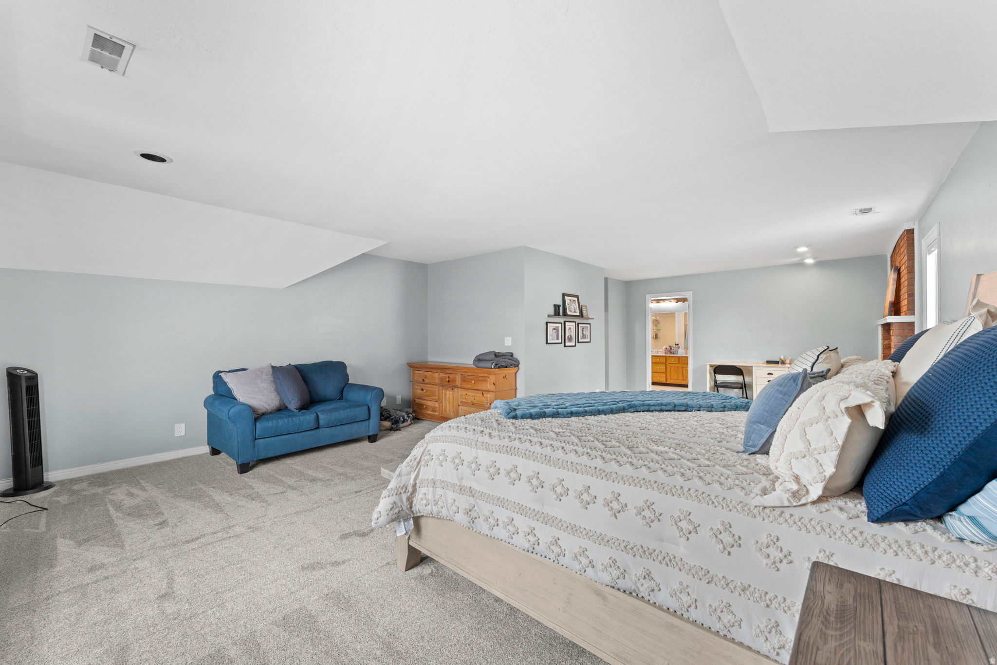 BRANDON PARK - Residential