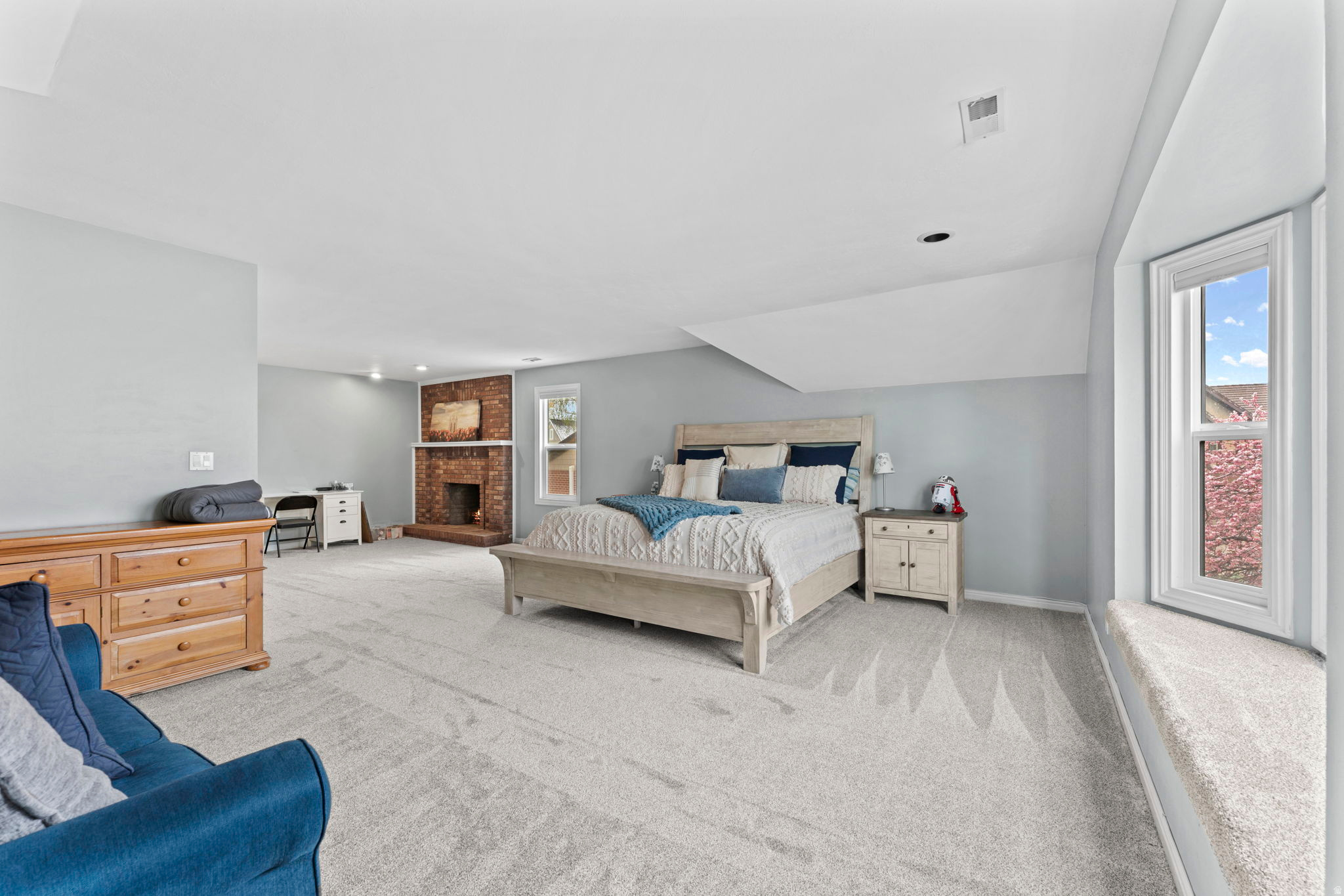 BRANDON PARK - Residential