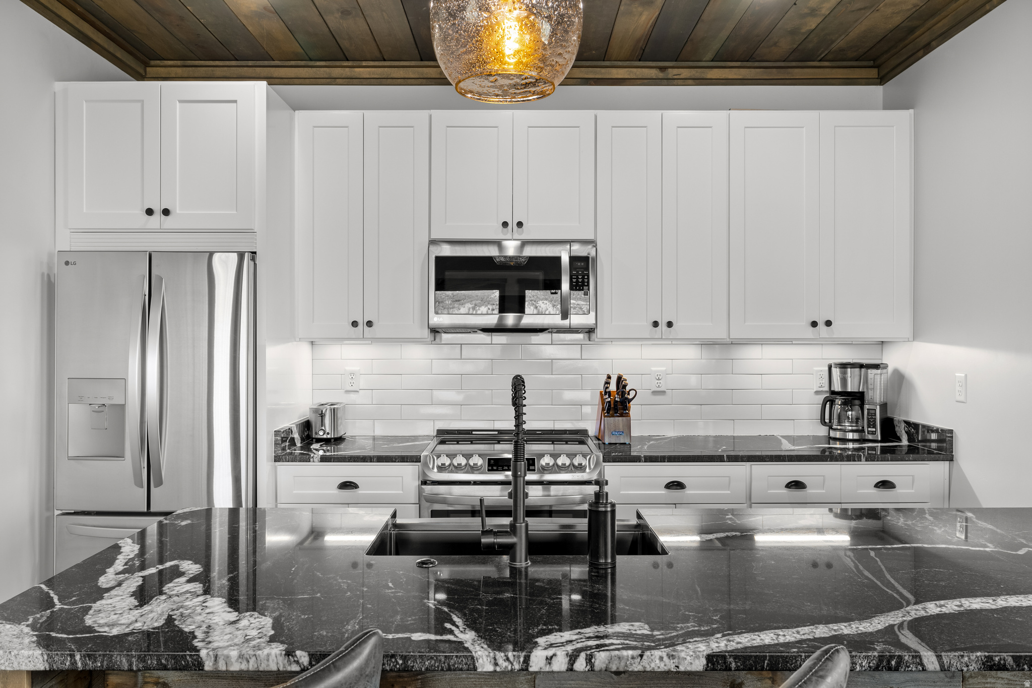 QUARTER CIRCLE H - Residential