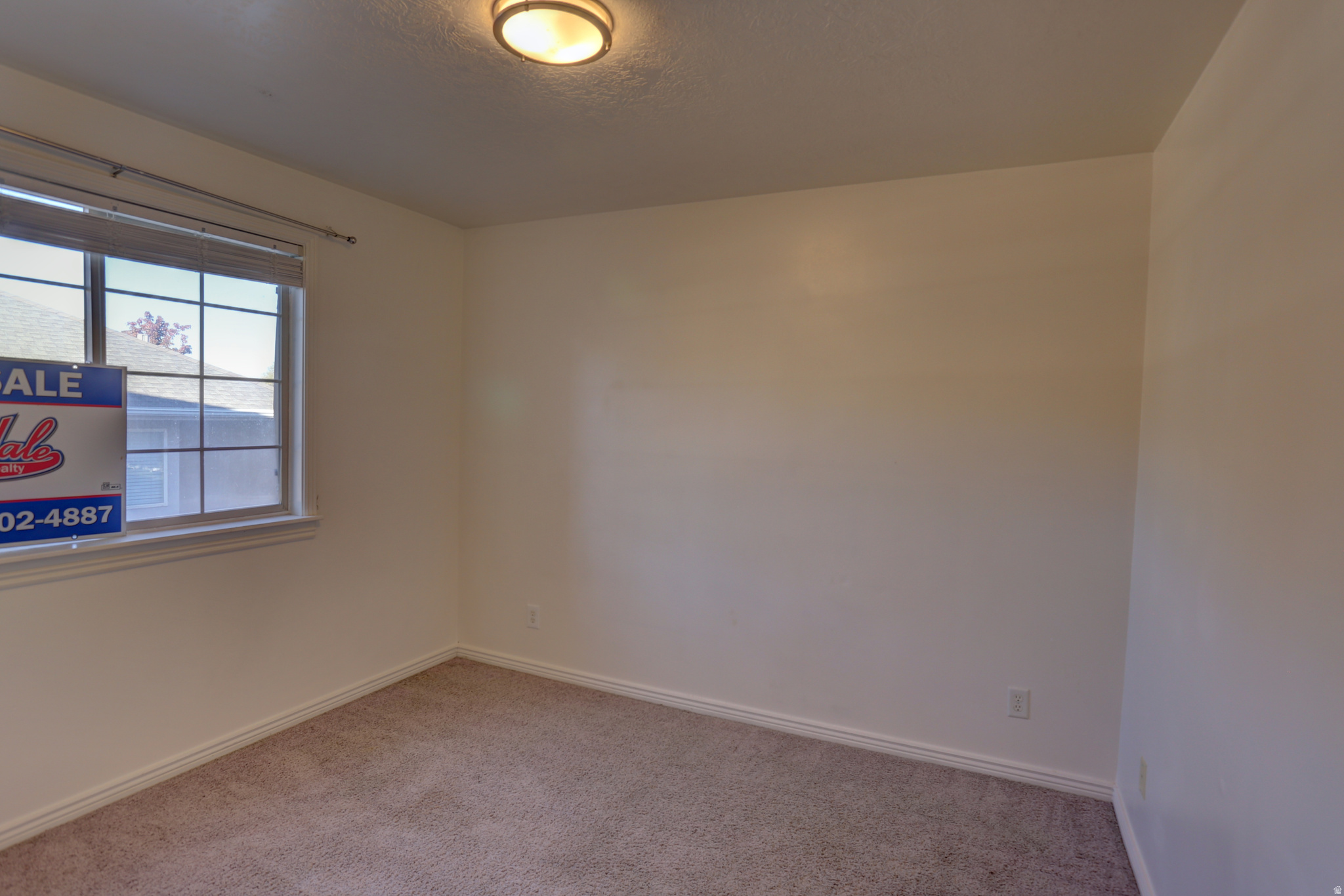 NORTH HAMPTON - Residential