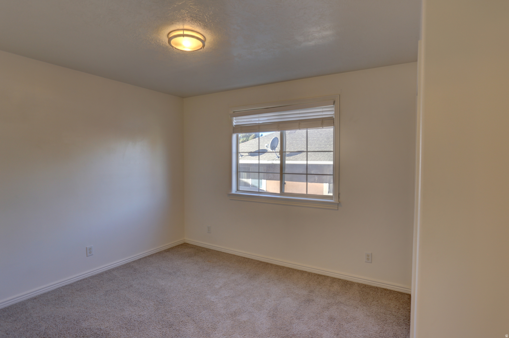 NORTH HAMPTON - Residential