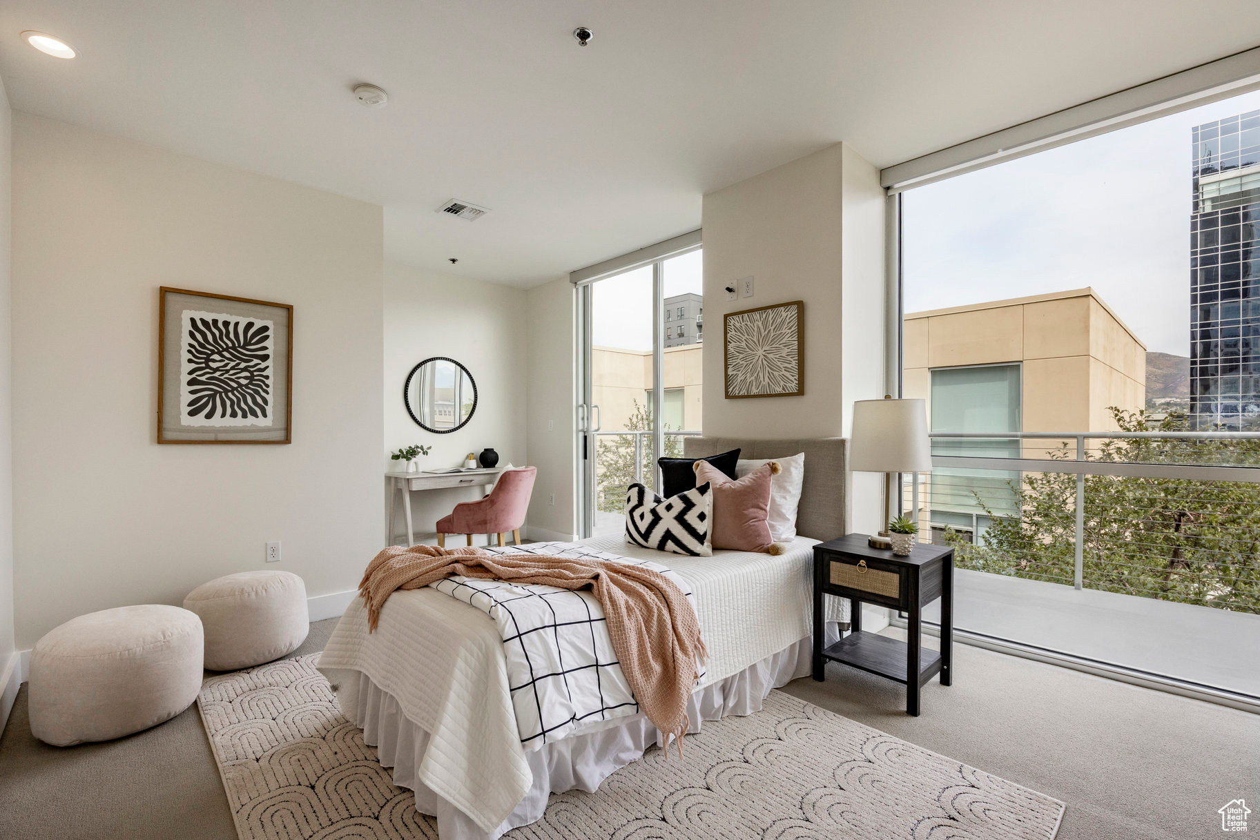 THE PLAZA - Residential
