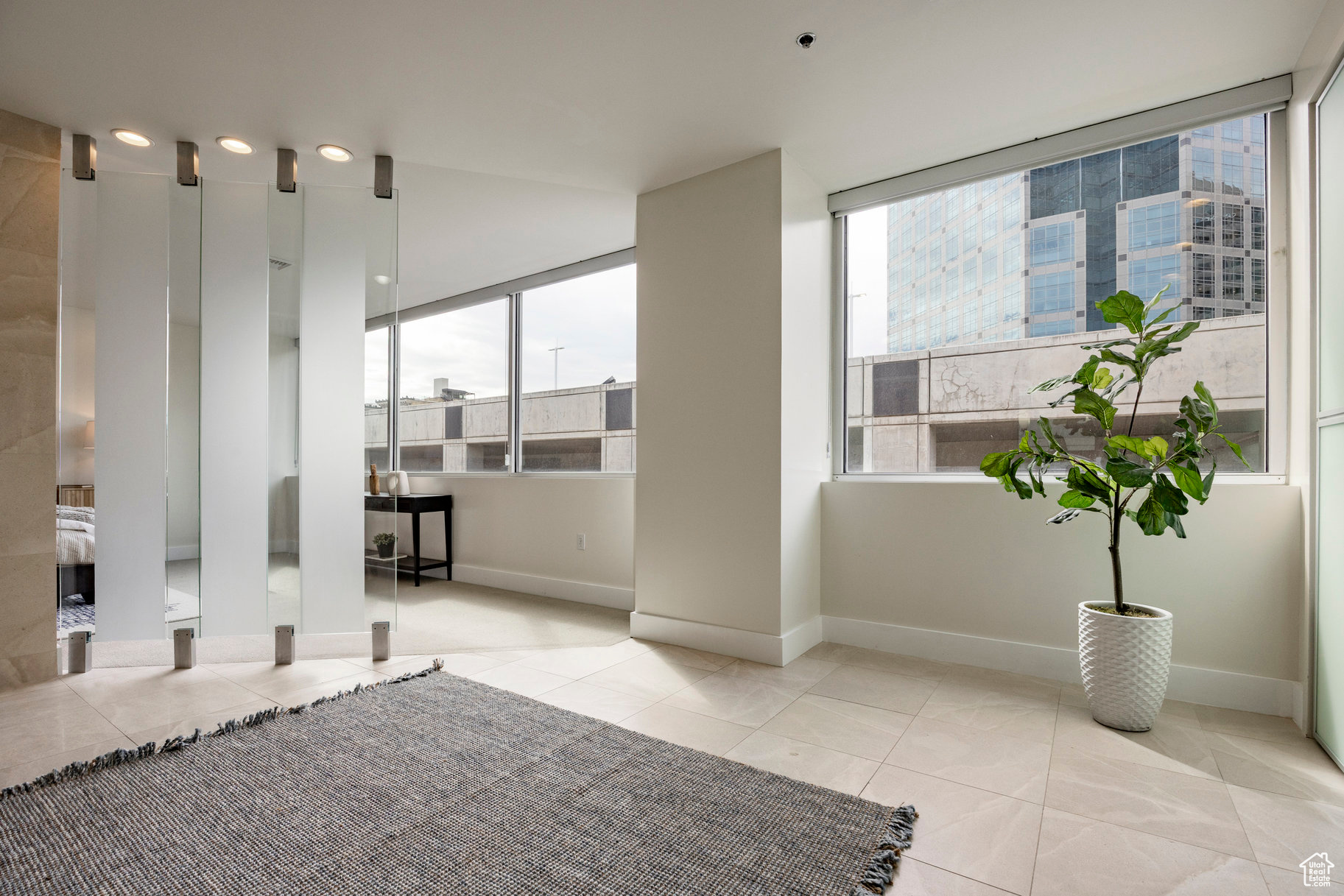 THE PLAZA - Residential