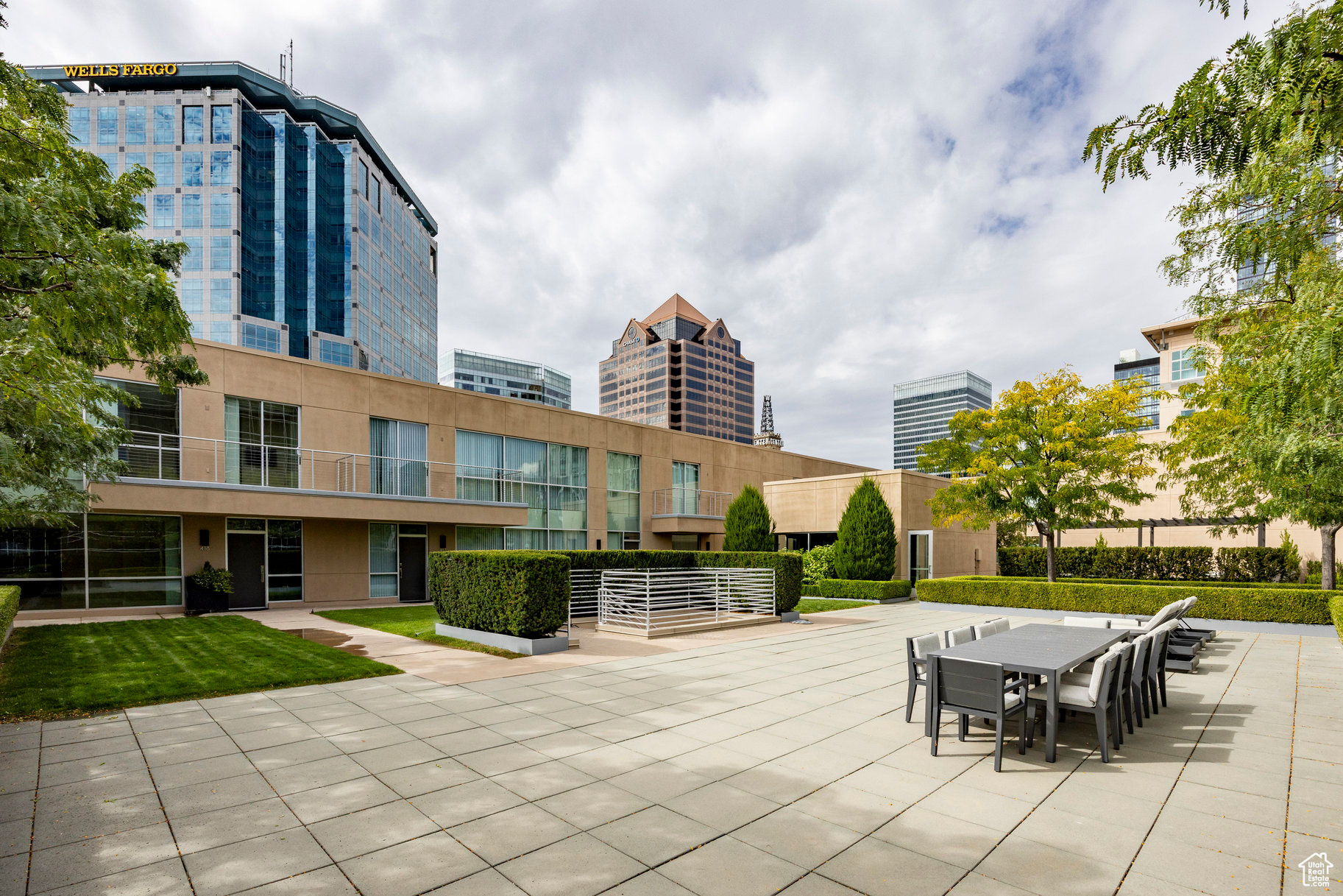THE PLAZA - Residential