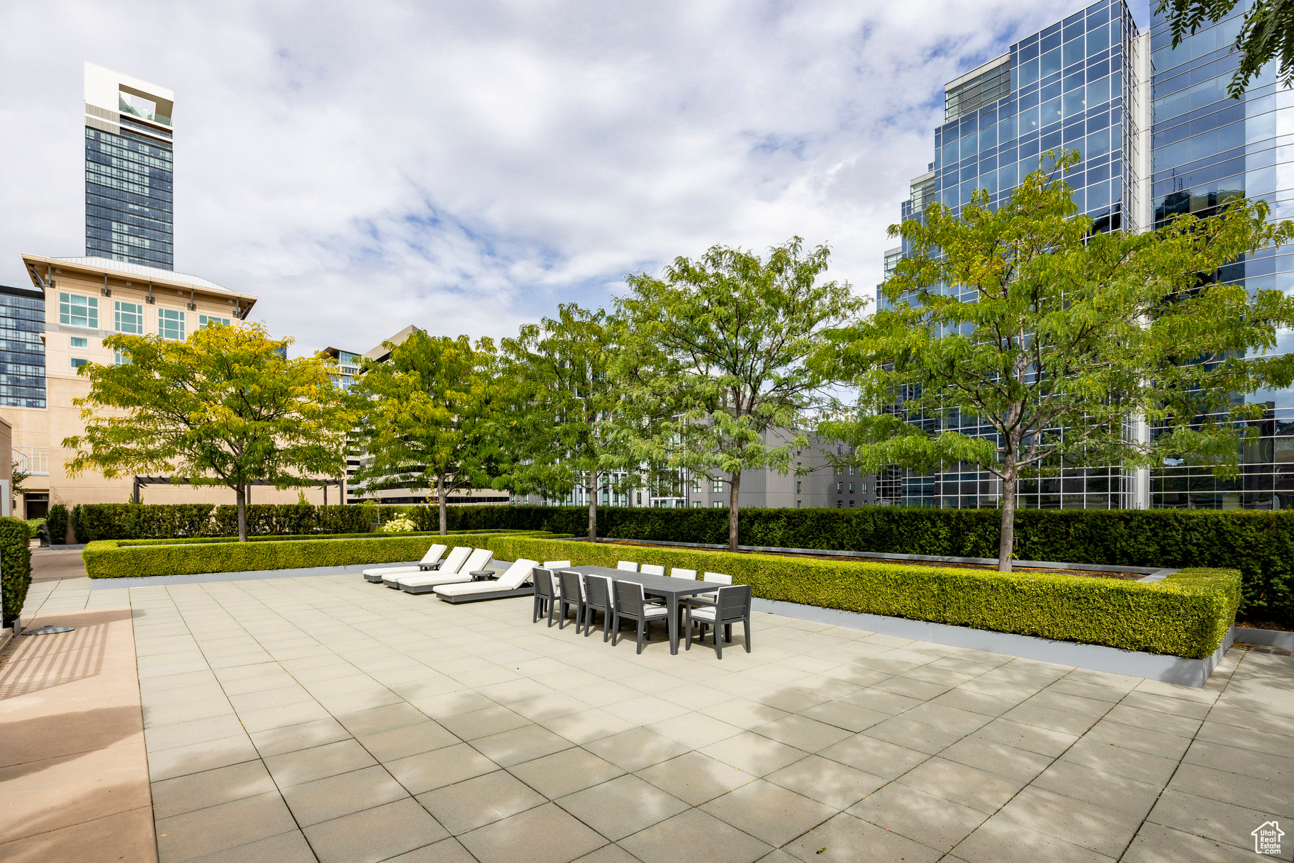 THE PLAZA - Residential