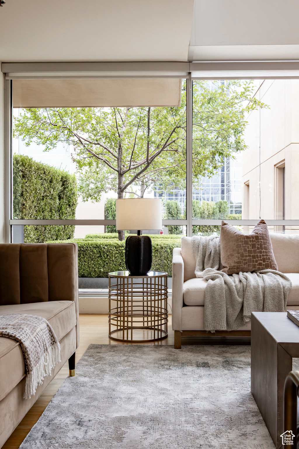 THE PLAZA - Residential