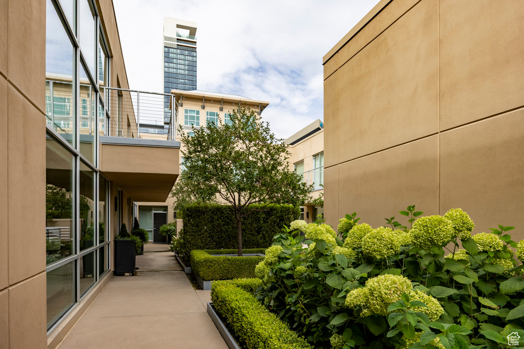 THE PLAZA - Residential