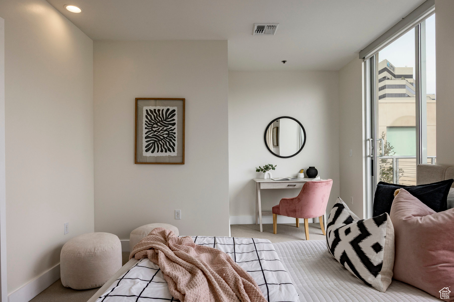 THE PLAZA - Residential