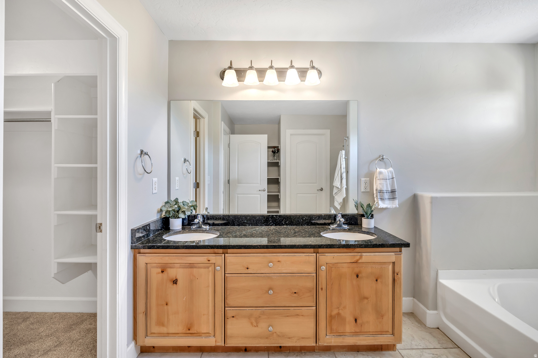 WYNGATE - Residential