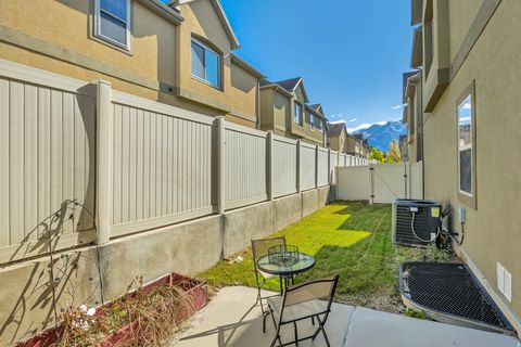Tiny photo for 585 E WYNGATE POINTE LN, Draper, UT 84020 (MLS # 2155874)