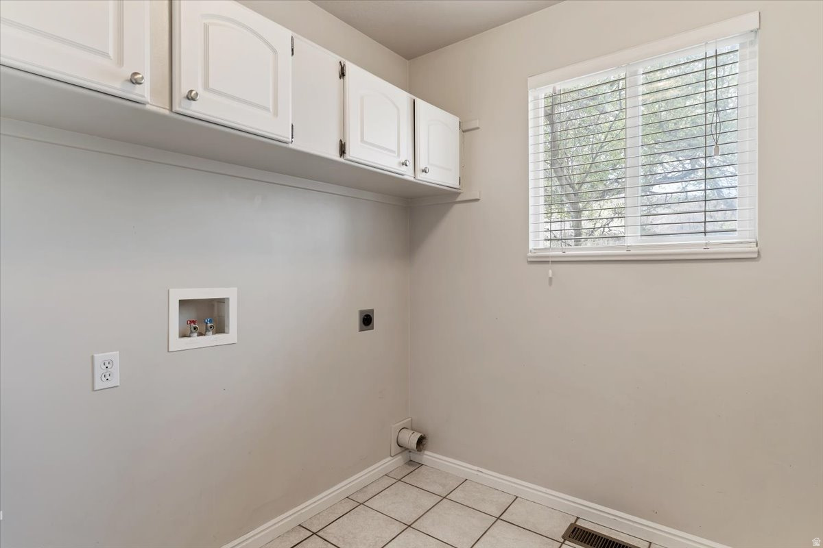 CEDAR BENCH - Residential