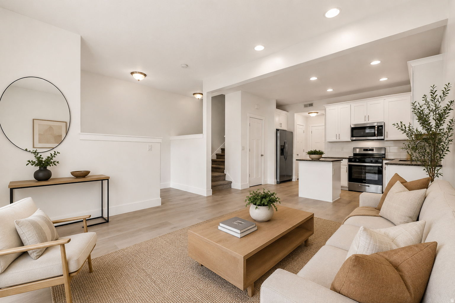 SUMMERLANE AT THE DISTRICT - Residential