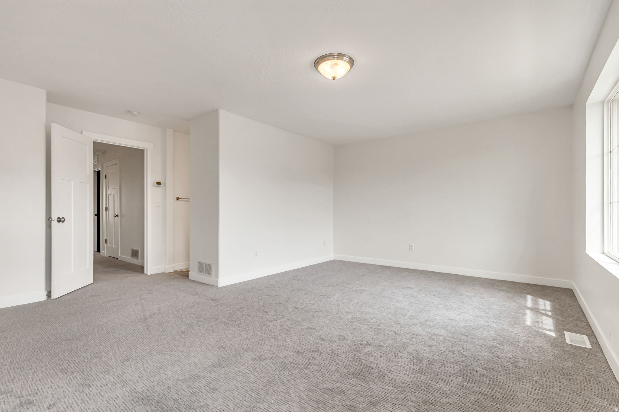 SUMMERLANE AT THE DISTRICT - Residential