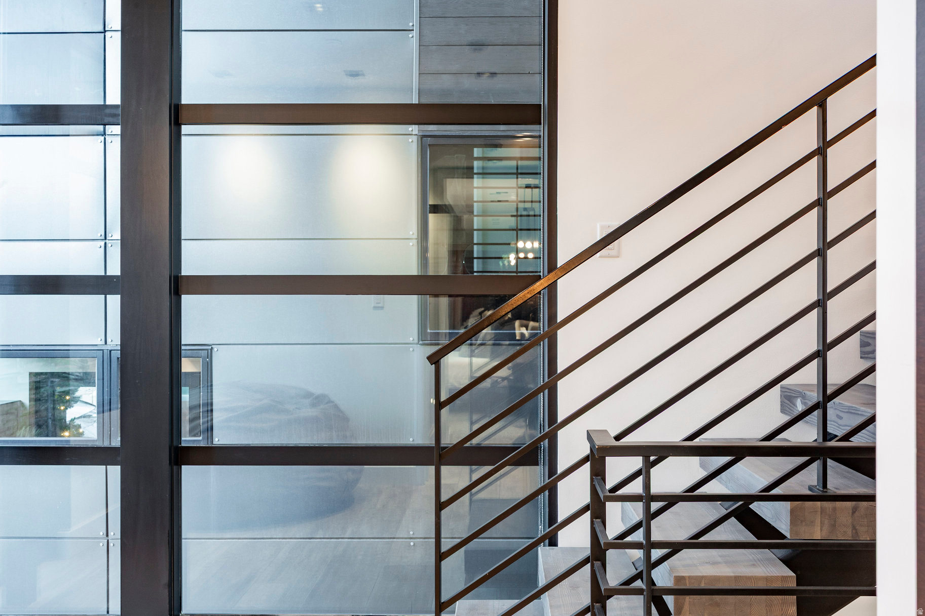 ECHO SPUR - Residential