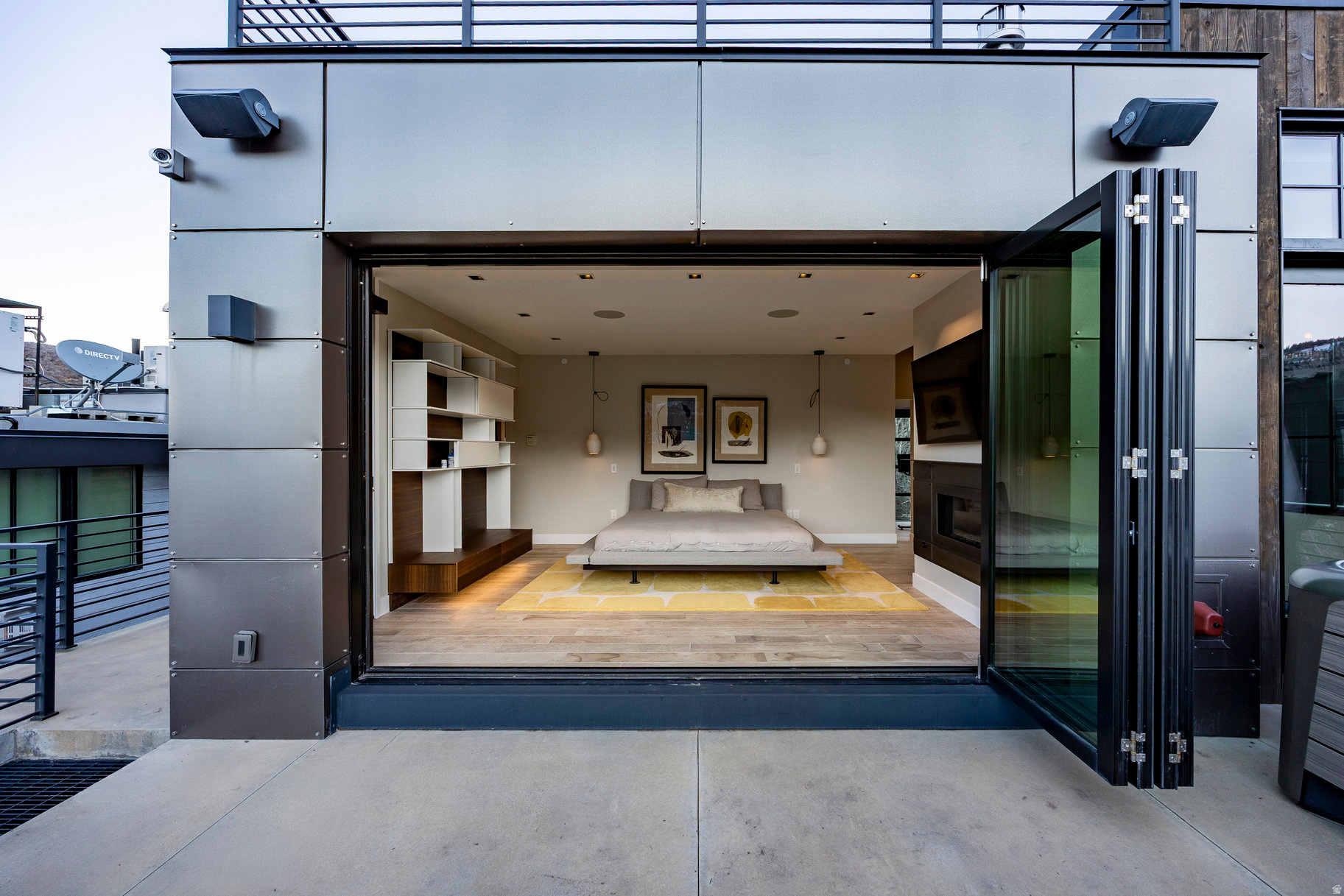 ECHO SPUR - Residential