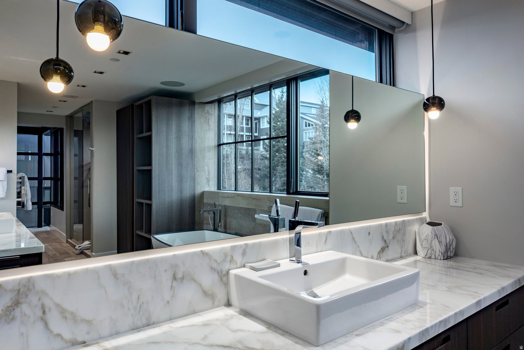 ECHO SPUR - Residential