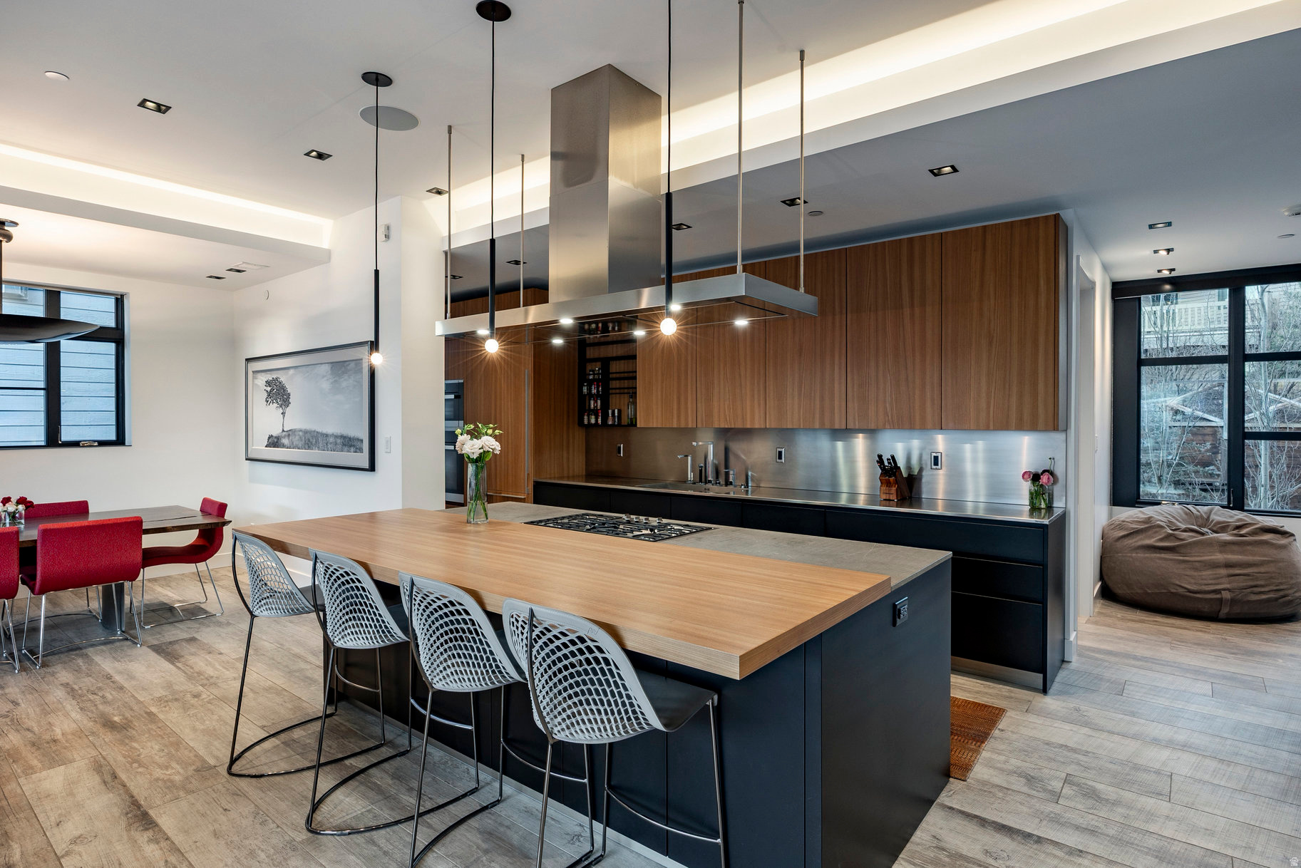 ECHO SPUR - Residential