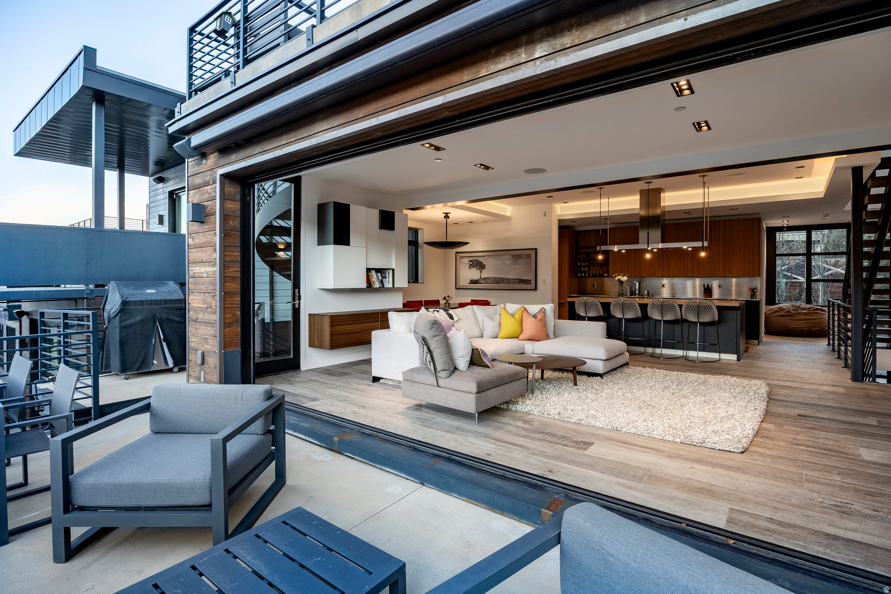 ECHO SPUR - Residential