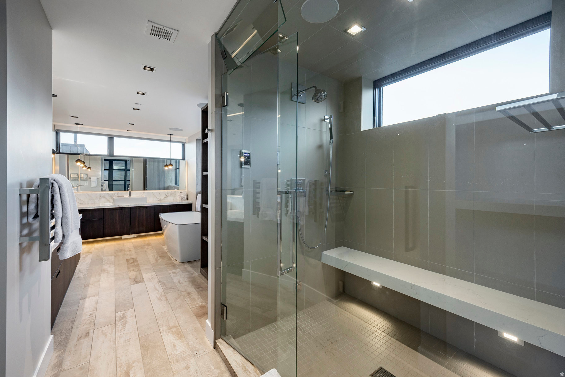 ECHO SPUR - Residential