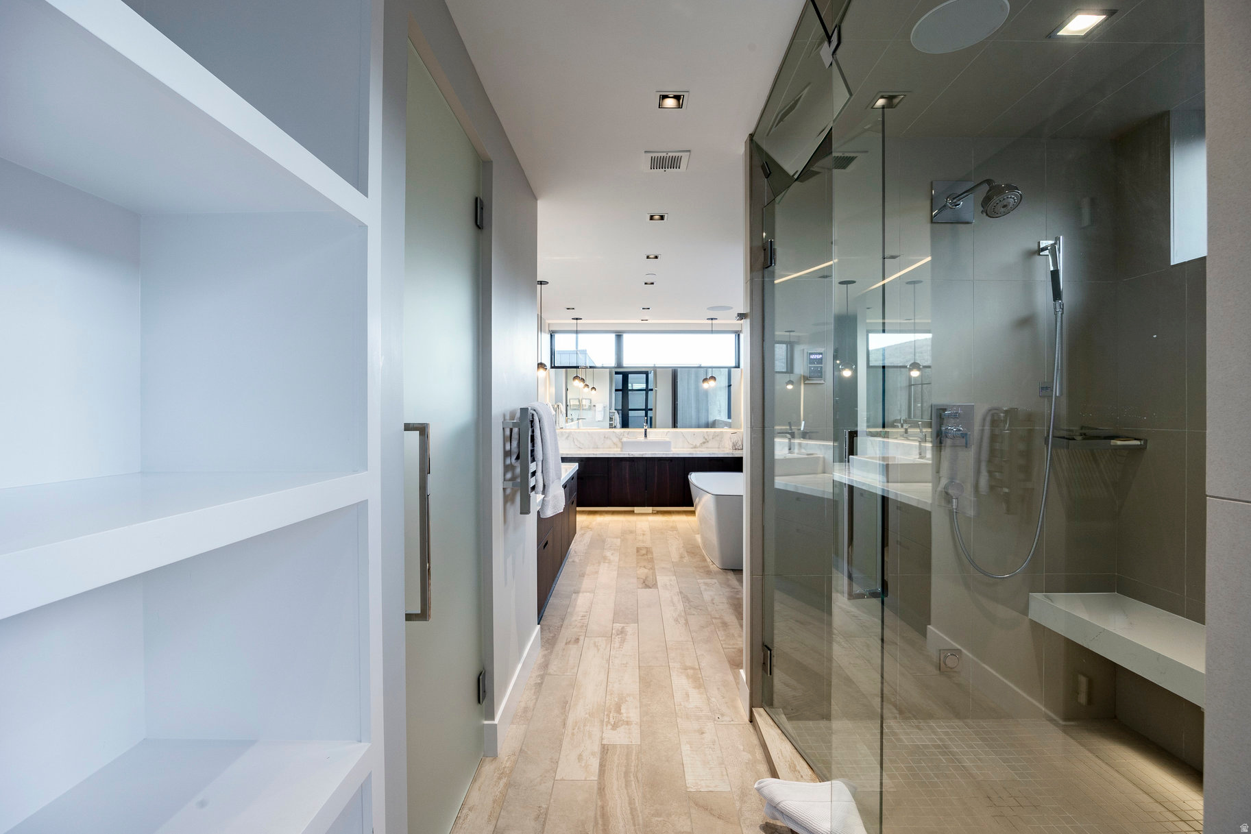 ECHO SPUR - Residential