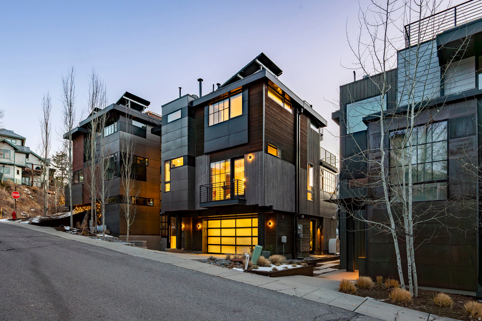 ECHO SPUR - Residential