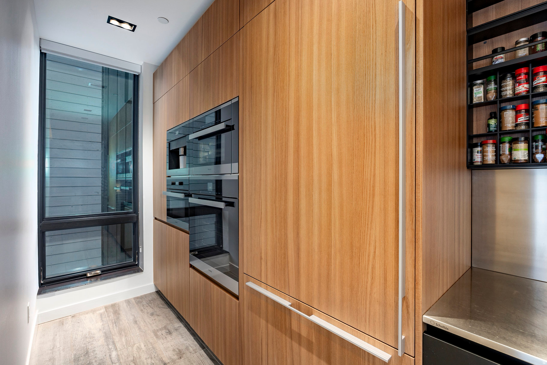 ECHO SPUR - Residential