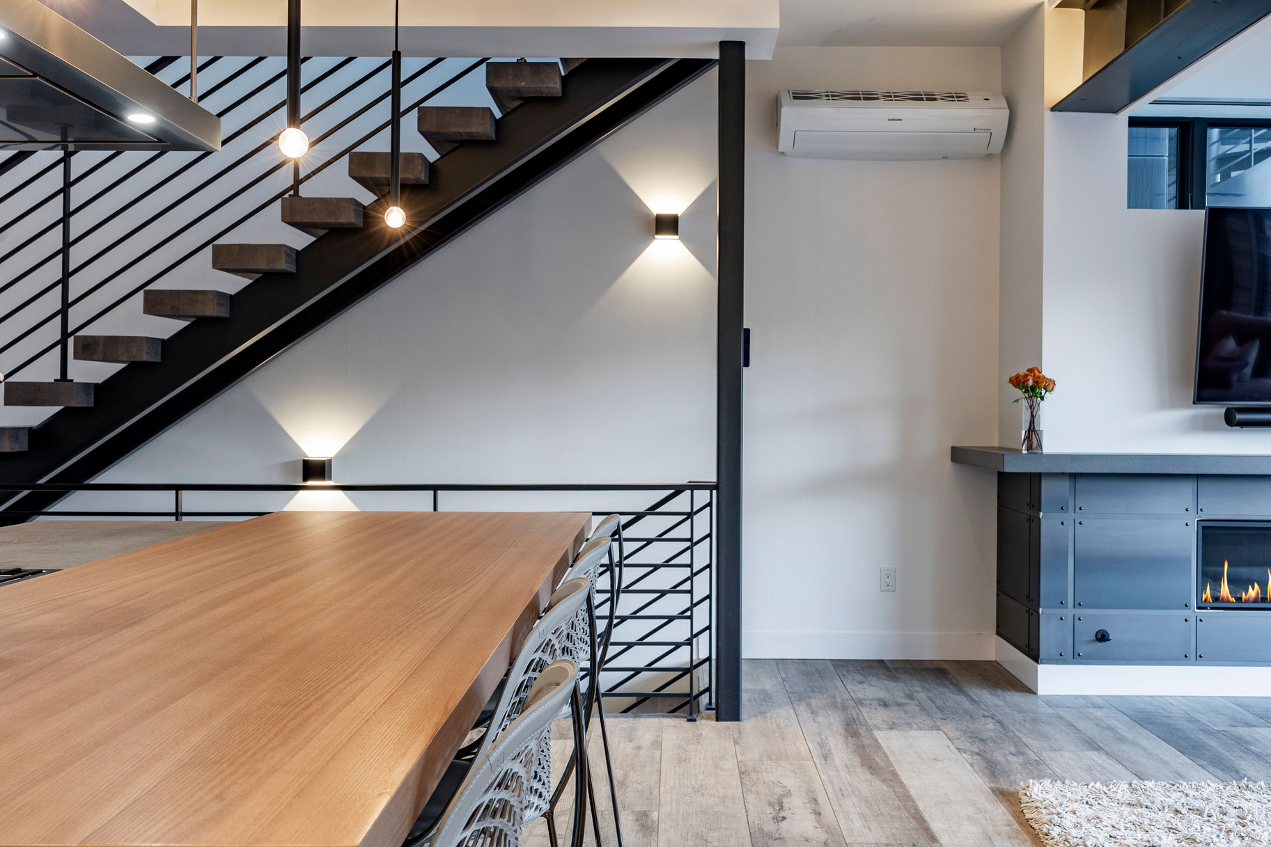 ECHO SPUR - Residential