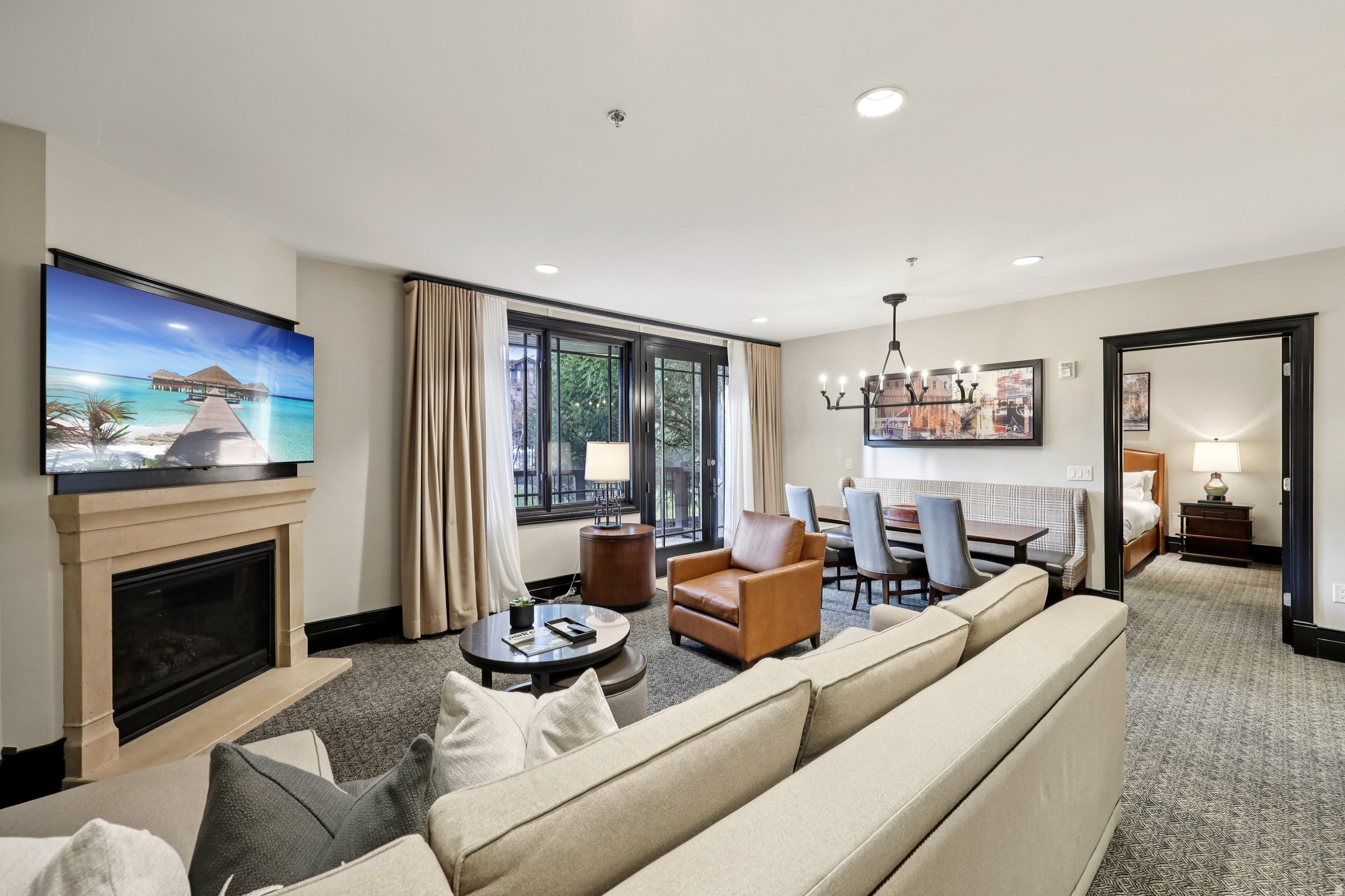 2100 W FROSTWOOD BLVD 4171