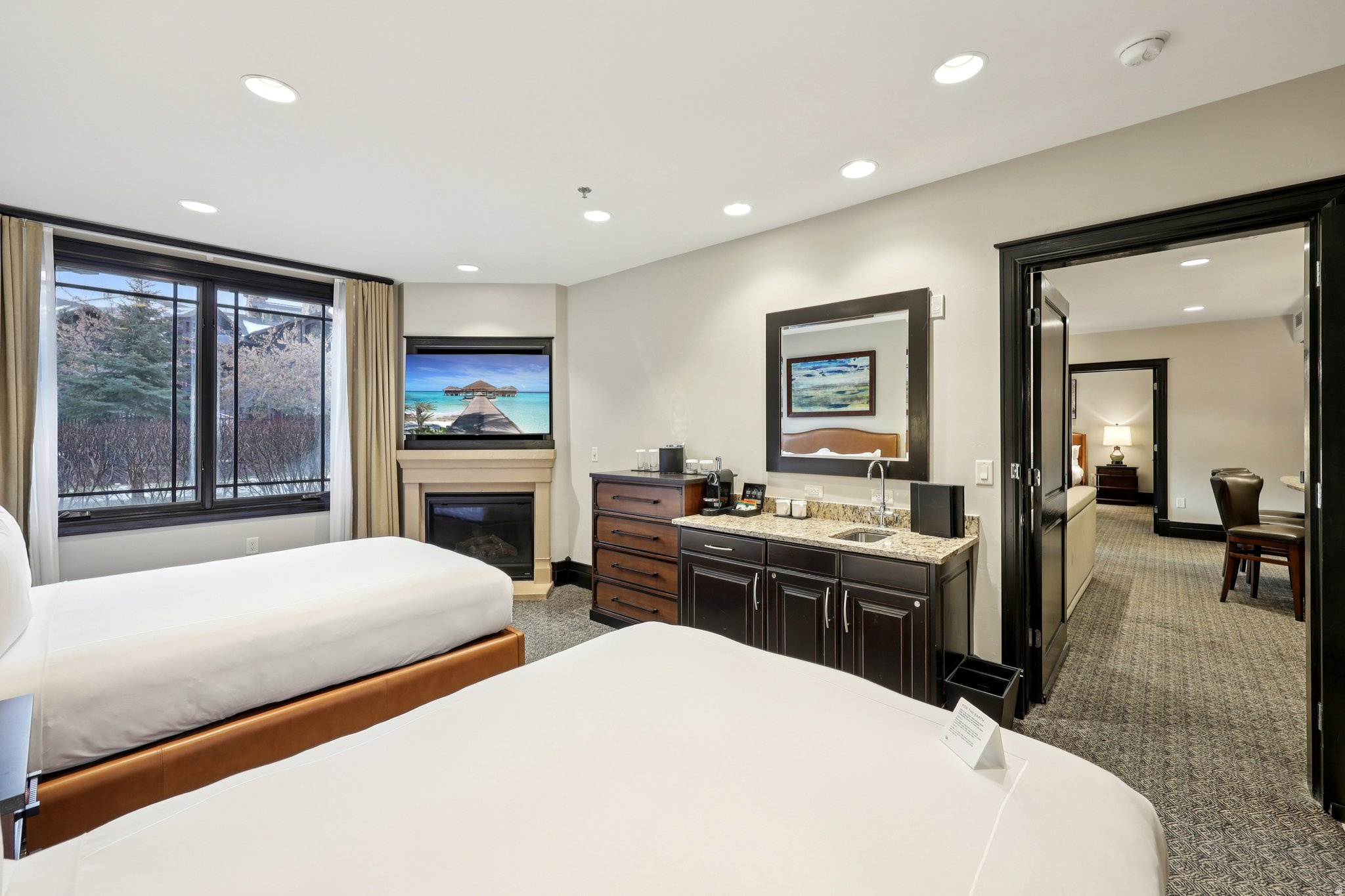 WALDORF ASTORIA - Residential