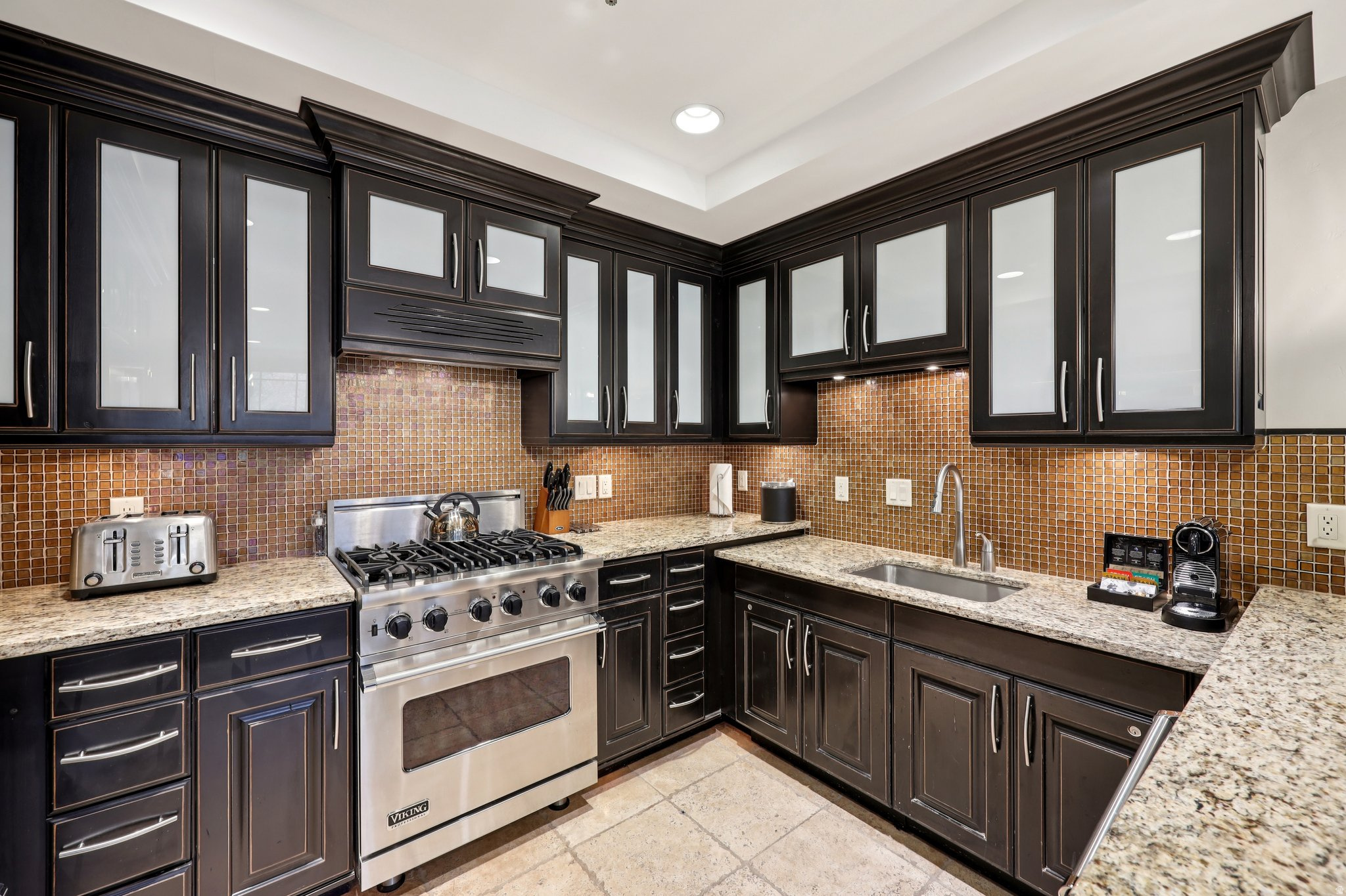 WALDORF ASTORIA - Residential