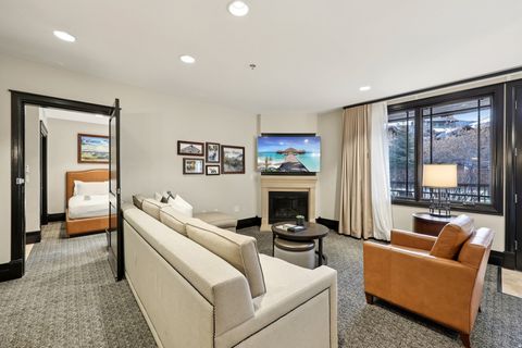 Tiny photo for 2100 W FROSTWOOD BLVD #4171, Park City, UT 84098 (MLS # 2126503)