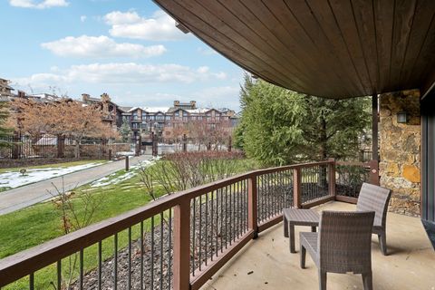 Tiny photo for 2100 W FROSTWOOD BLVD #4171, Park City, UT 84098 (MLS # 2126503)