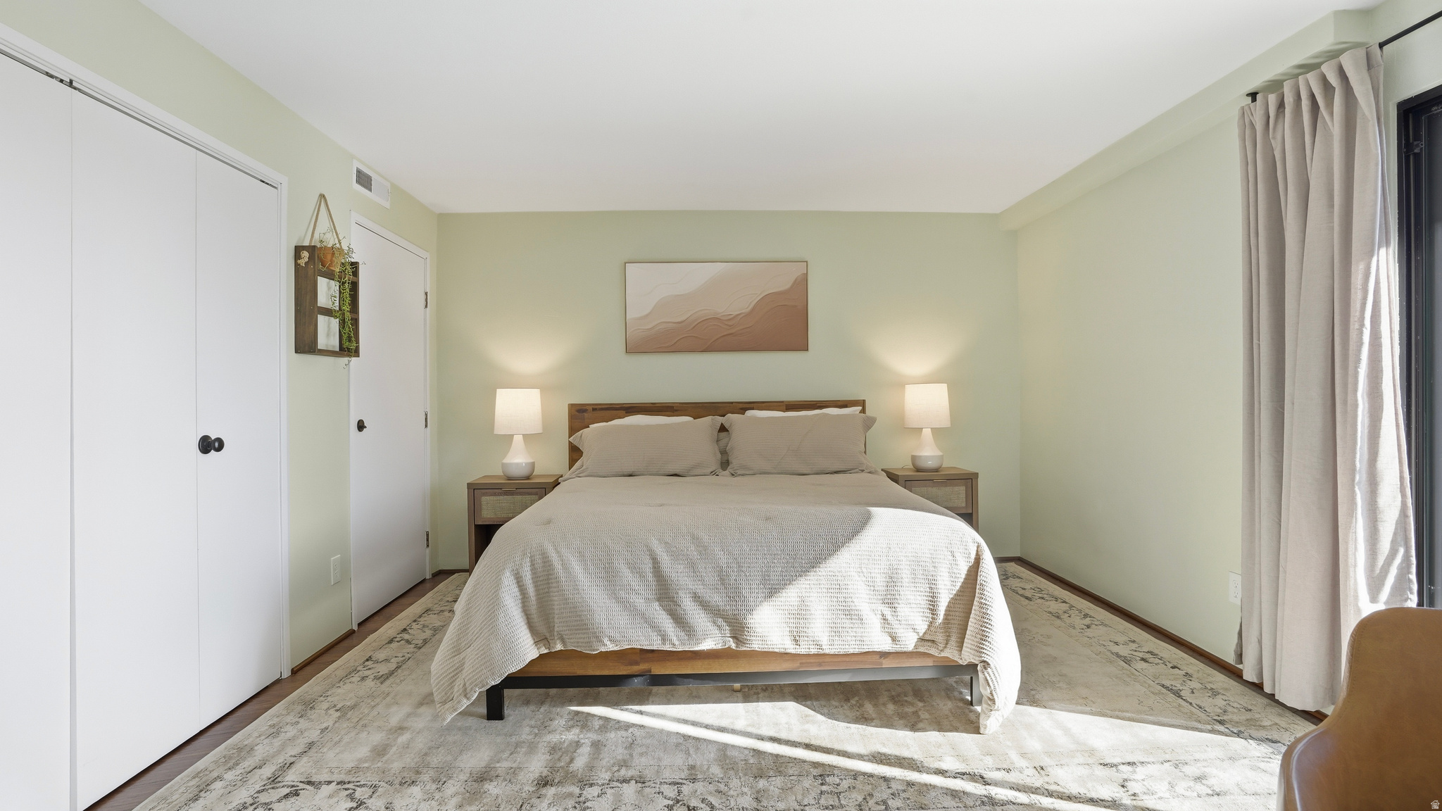 TOWER HILL - Residential