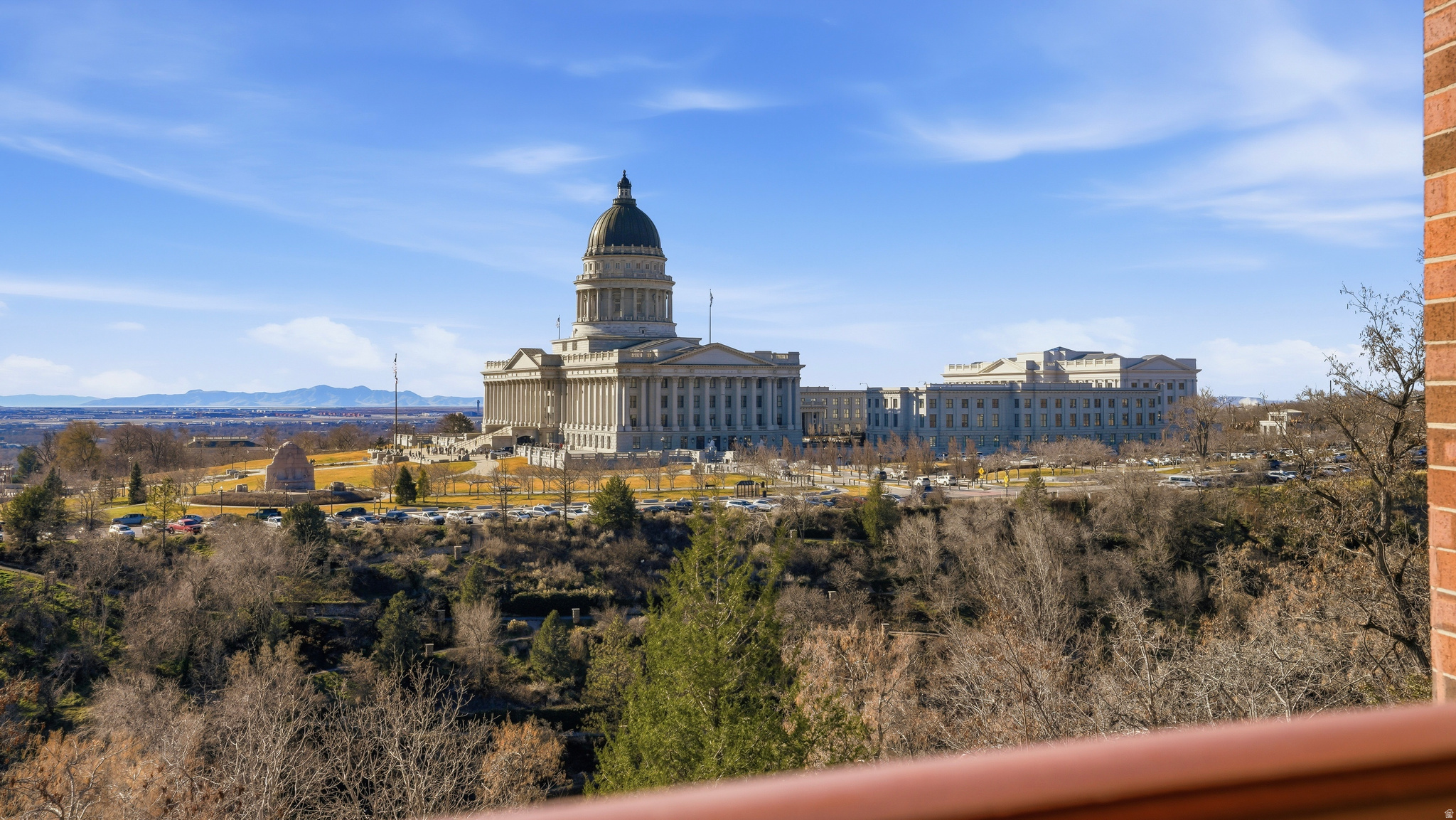 TOWER HILL - Residential