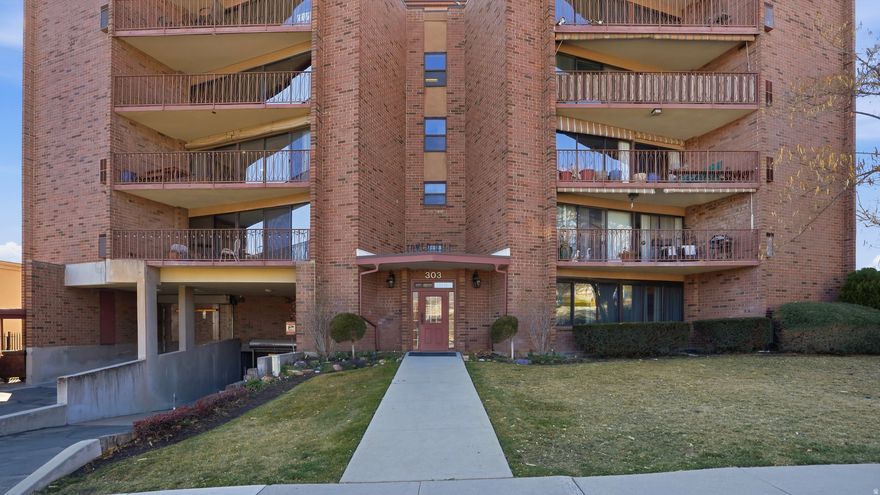 Enjoy stunning  views from this light-filled 3rd floor Tower Hill condo.  The updated kitchen has new appliances, and seamless flow into the main living area--perfect for both relaxing and entertaining.  Rich hardwood floors add warmth and character throughout.  It's a short walk on a scenic trail to Memory Grove Park, complete with a peaceful reflection pond, stream, momuments and picturesque walking paths connecting to City Creek Canyon and the State Capitol.  Downtown dining, shopping, and entertainment are just minutes away, offering the best of city living in a quiet Avenues neighborhood with quick access to Nature.  A rare find.  Don't miss it!