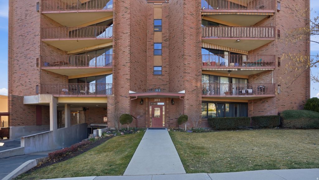 Photo of 303 N A ST #303, Salt Lake City, UT 84103 (MLS # 2140269)