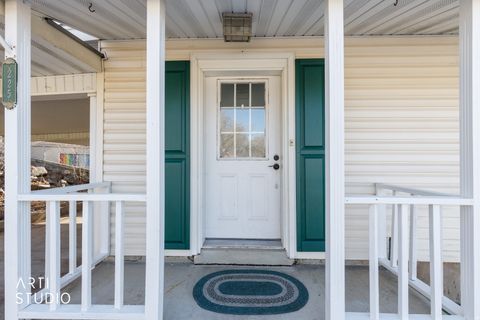 Photo of 225 E 40TH St S, South Ogden, UT 84403 (MLS # 2131485)