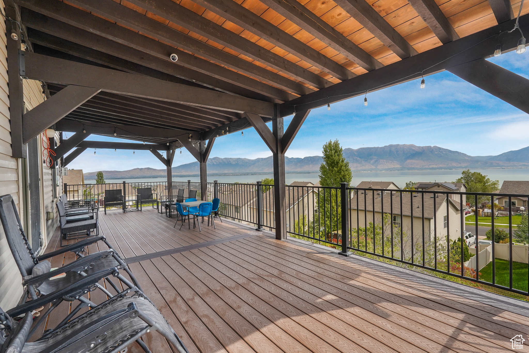 THE VILLAGE OF HAWKS LANDING - Residential
