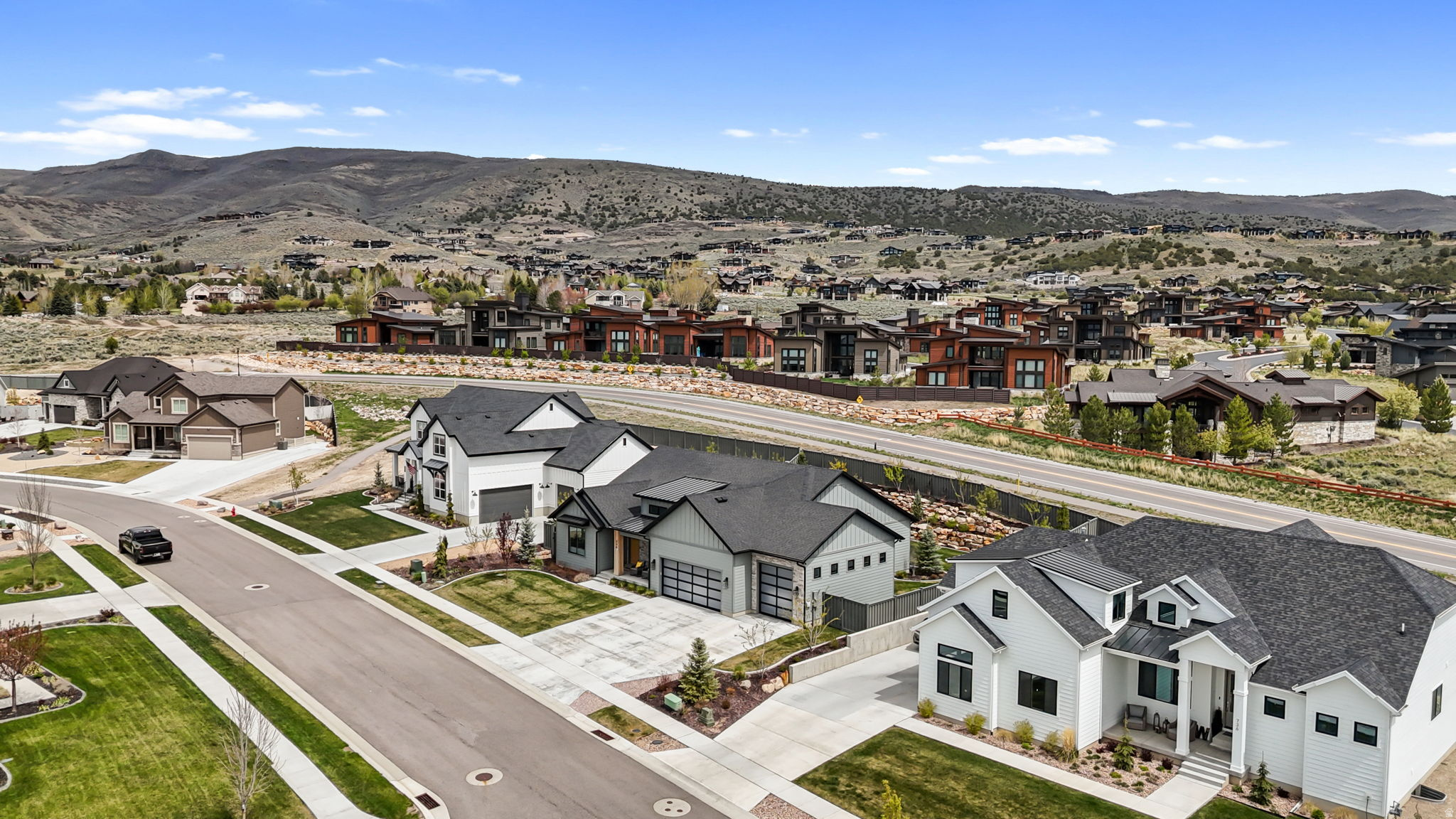 STONE CREEK - Residential