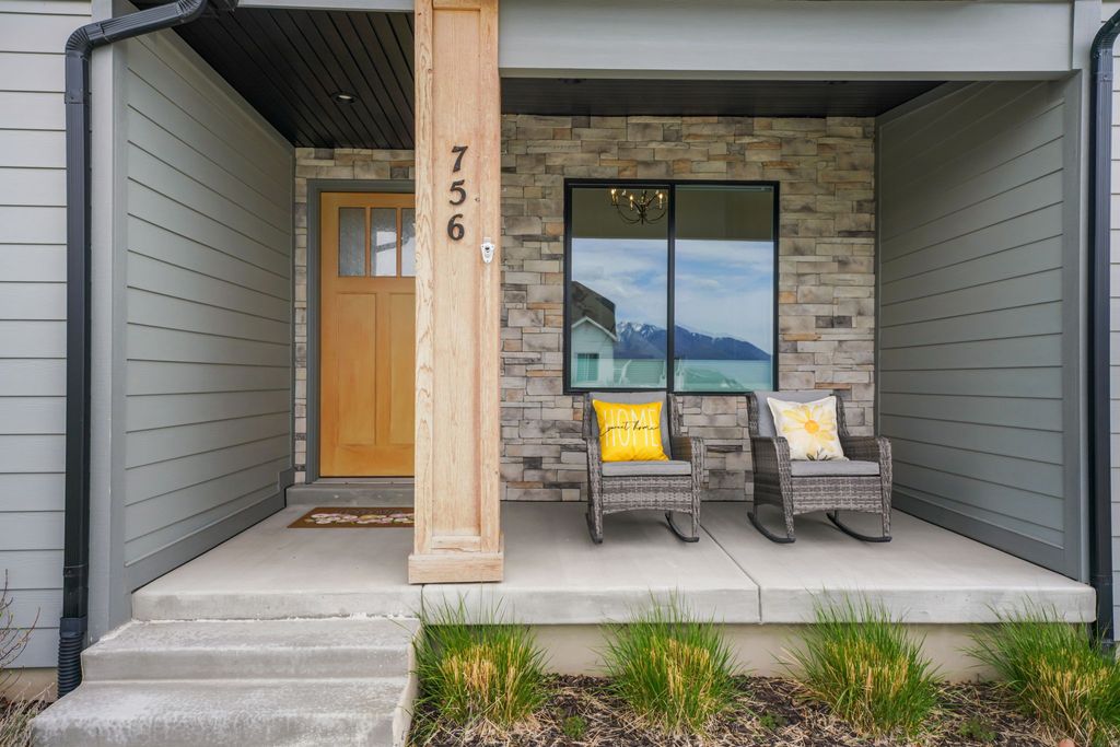Photo of 756 N 1490 E, Heber City, UT 84032 (MLS # 2152622)