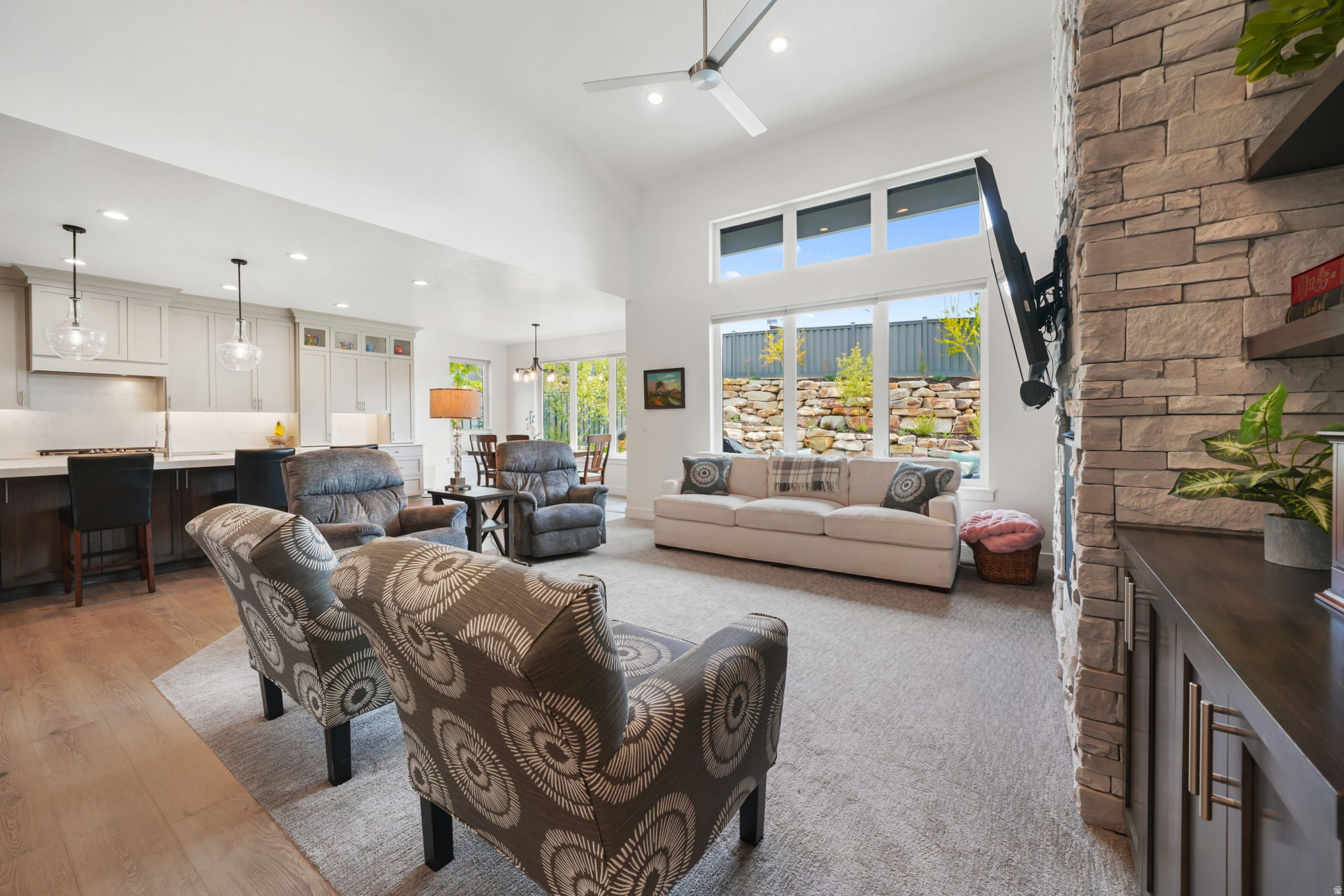 STONE CREEK - Residential