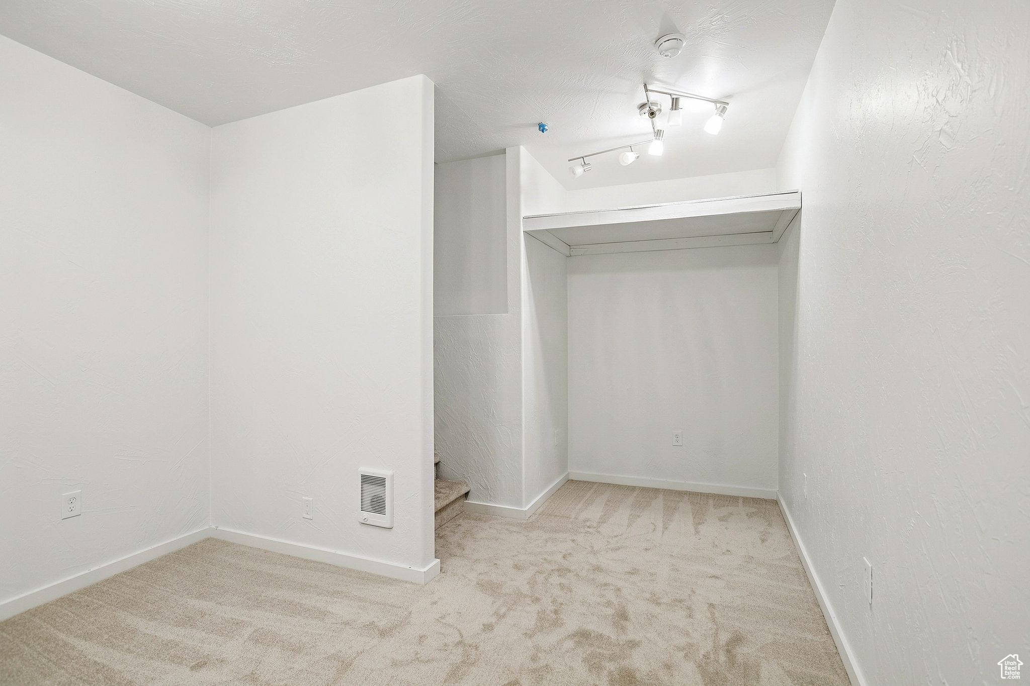 KENNECOTT - Residential