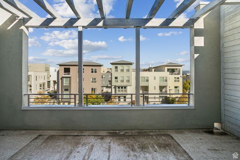 Tiny photo for 4563 W DAYBREAK RIM WAY, South Jordan, UT 84009 (MLS # 2118775)