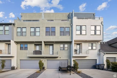 Tiny photo for 4563 W DAYBREAK RIM WAY, South Jordan, UT 84009 (MLS # 2118775)