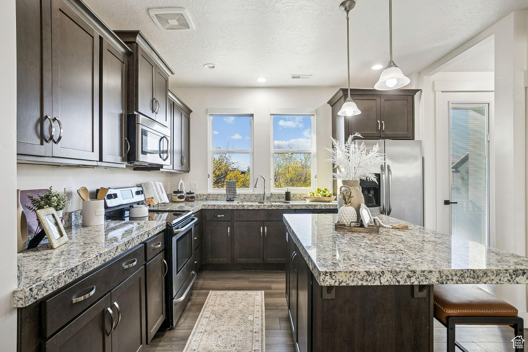 KENNECOTT - Residential